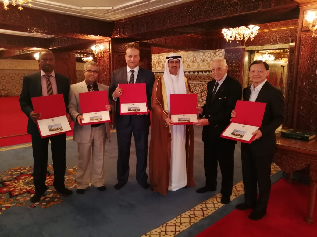 ضيوف الجمعية العامة يزورون ضريح محمد الخامس بالرباط