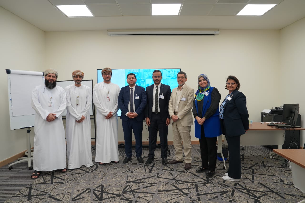 زيارة ميدانية لوفد من المكتب الوطني للمطارات المغربية وممثل عن المنظمة للإطلاع على تجربة مطارات عمان في إدارة المطارات والخدمات المصاحبة